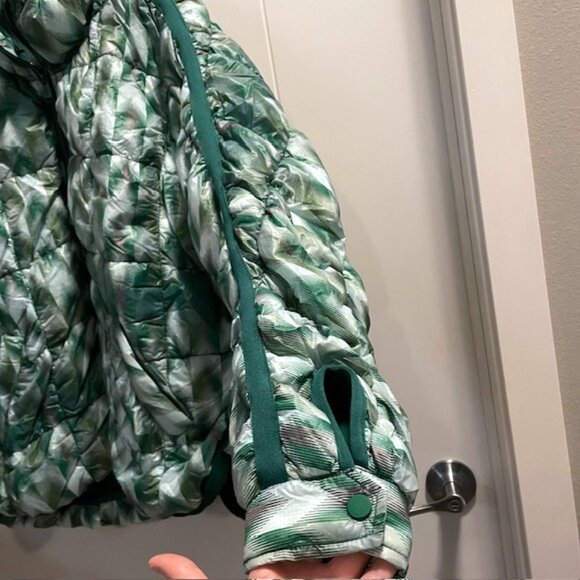 NWT Free People Movement Scrunchy Glossy Pippa Packable Puffer Jacket Green - Picture 7 of 16